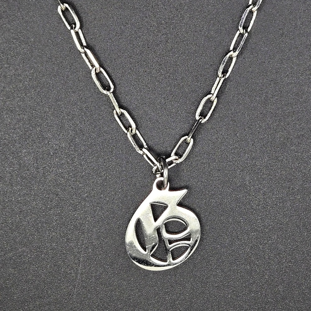 farrah b Silver Tone Link Chain Necklace Gothic Style "G"‎ Initial Charm Pendant